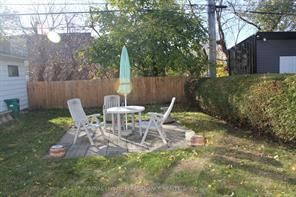 Detached House for sale at 456 Blake Boulevard, Ottawa, Ontario, K1K 1B1 - Vanier - MLS: X12876176