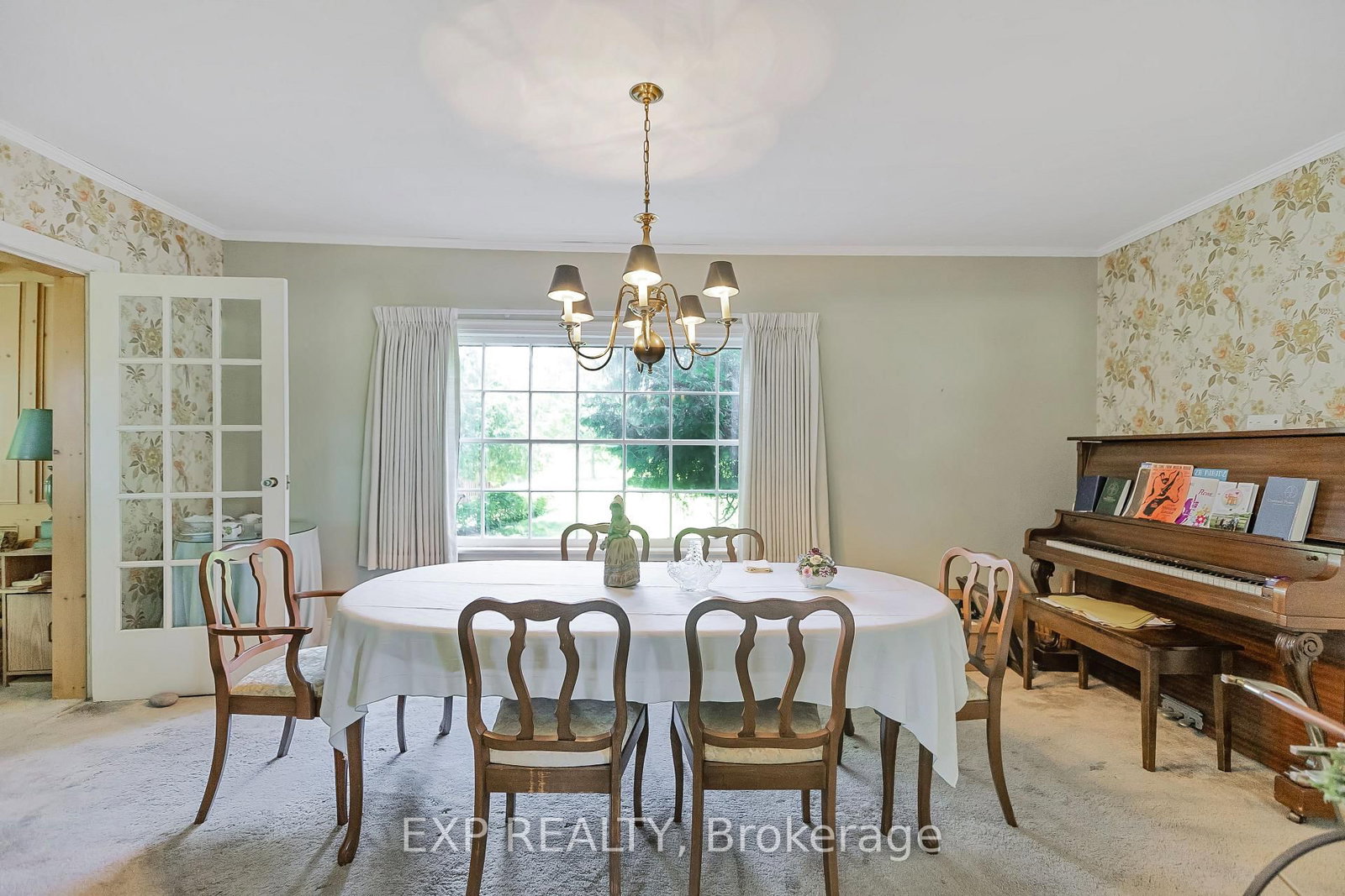 Detached House for sale at 48 Garner Road, Hamilton, Ontario, L9G 3K9 - Rural Ancaster - MLS: X12876414