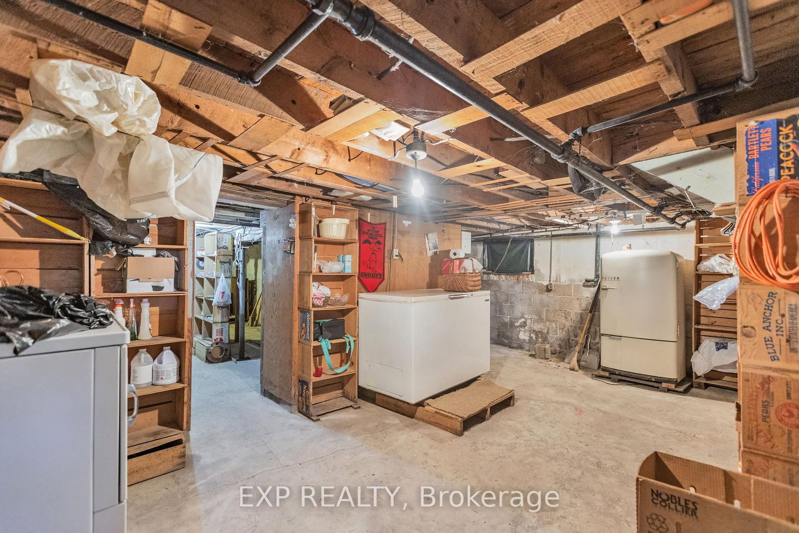 Detached House for sale at 48 Garner Road, Hamilton, Ontario, L9G 3K9 - Rural Ancaster - MLS: X12876414