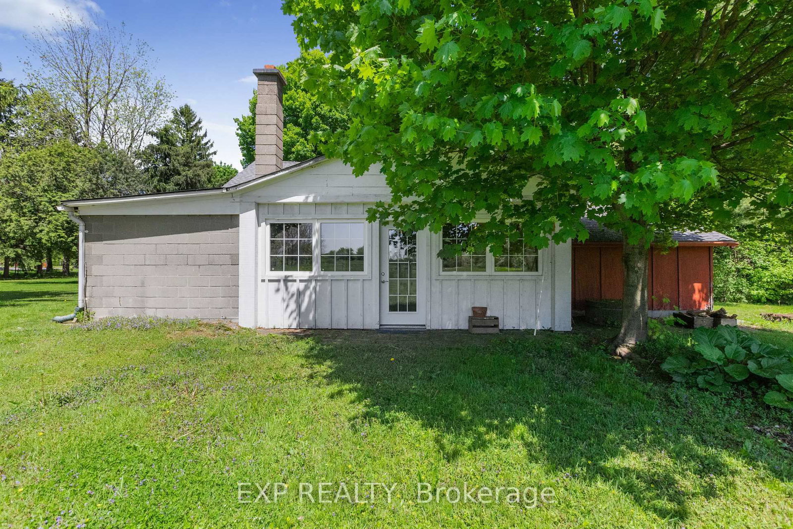Detached House for sale at 48 Garner Road, Hamilton, Ontario, L9G 3K9 - Rural Ancaster - MLS: X12876414