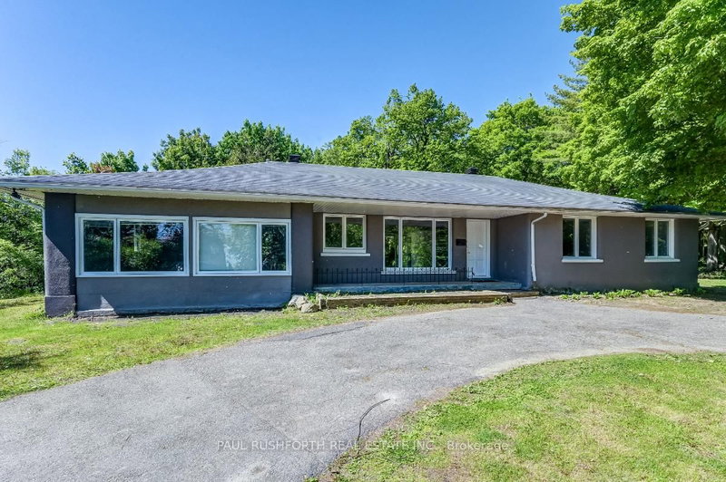 10 CEDAR Rd, Gloucester, K1J 6L4 | Image 2