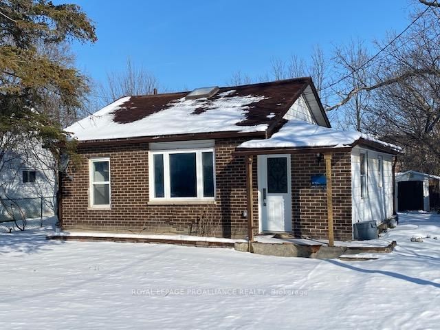 home for lease on 24 Elmer Street