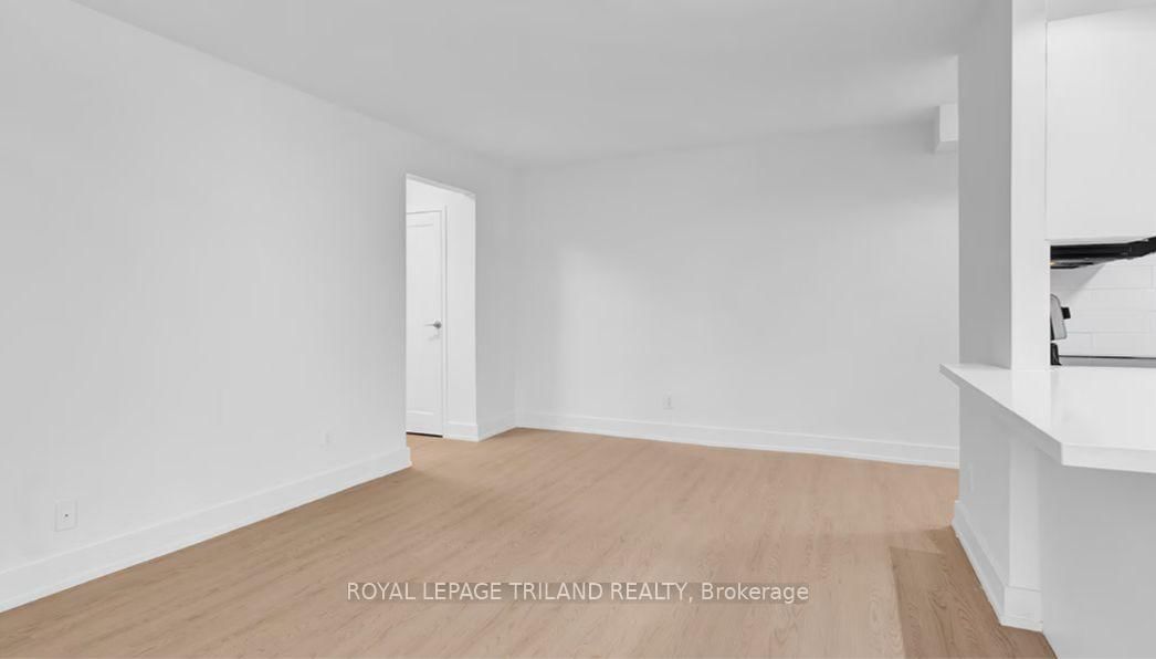 671 Woolwich Street, Unit 402 - Photo 8