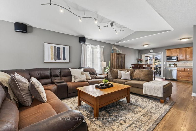 60 Saturn Rd, Port Colborne, L3K 6E1 | Image 3