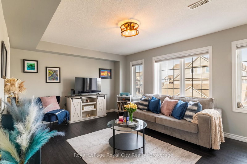 B - 638 Woodlawn Rd E, Guelph, N1E 0K4 | Image 3