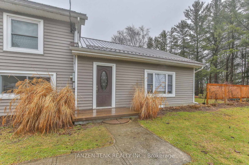 9114 Rogers Rd, Malahide, N5H 2R4 | Image 3