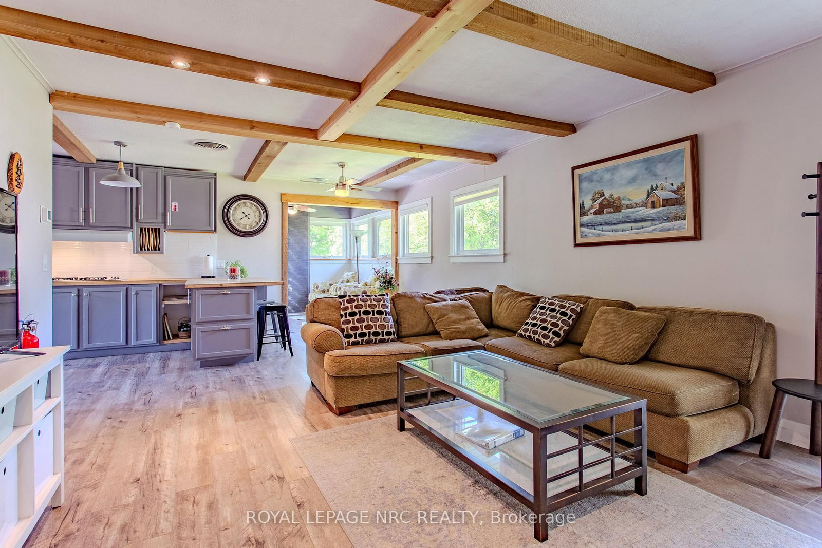 Detached House for sale at 270 Cherrywood Avenue, Fort Erie, Ontario, L0S 1B0 - Crystal Beach - MLS: X12877140