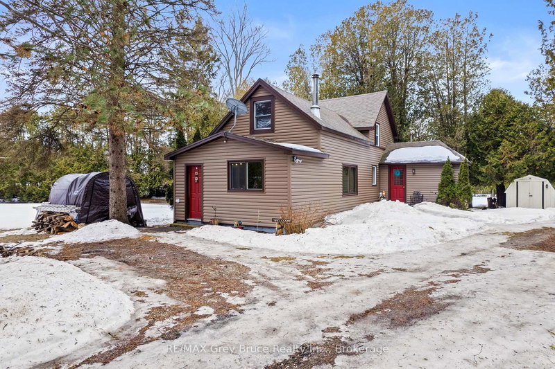 home for sale on 1201 Highway 6 null