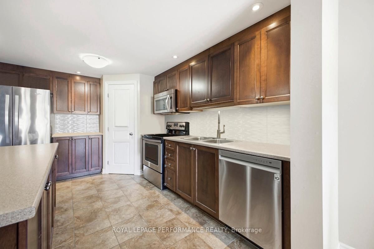 511 Voie Du Pin Rouge Way - Photo 6