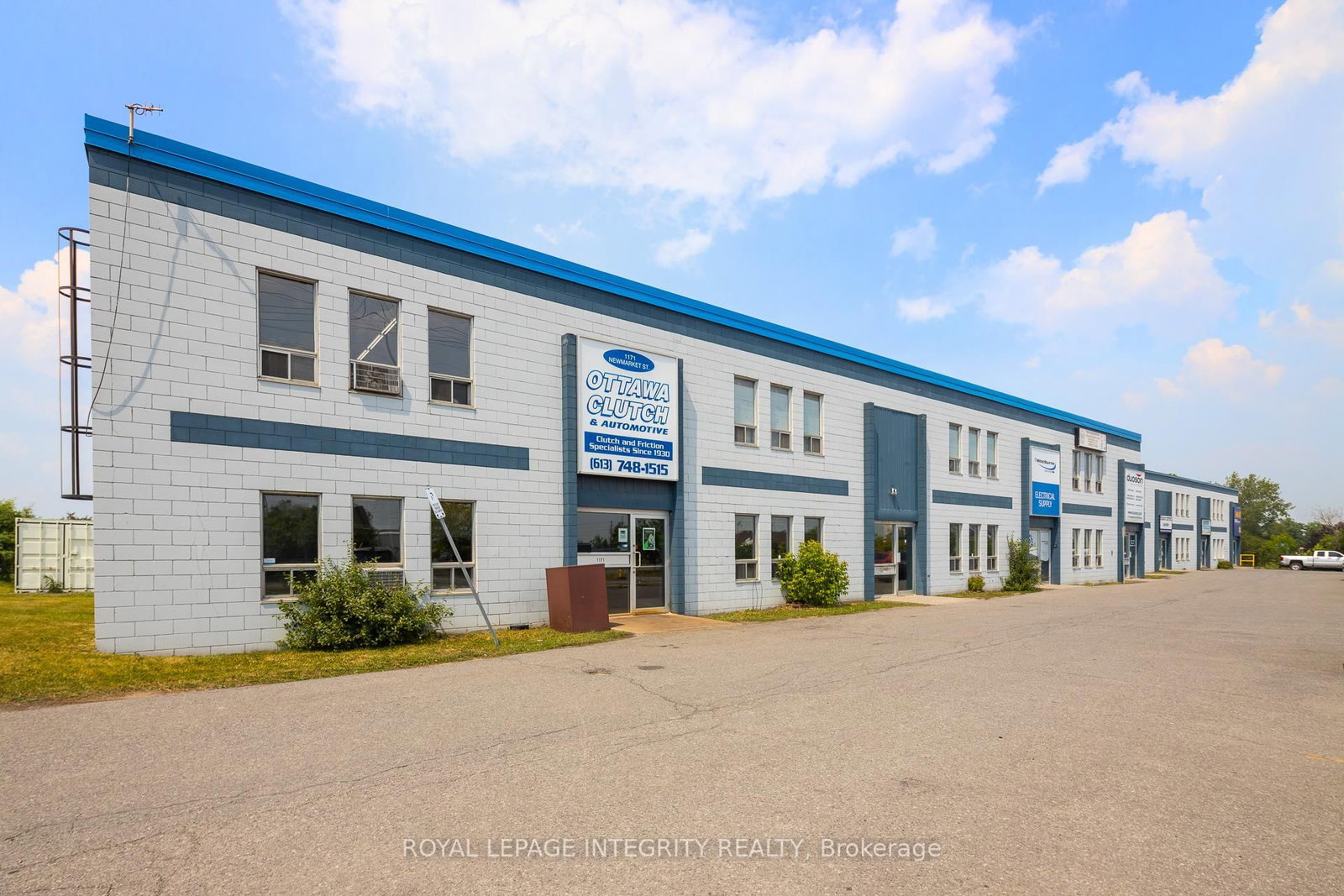 1183 Newmarket Street - Photo 2