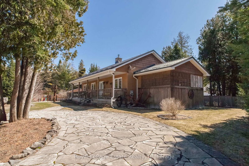 204 Seventh St N, South Bruce Peninsula, N0H 2G0 | Image 2