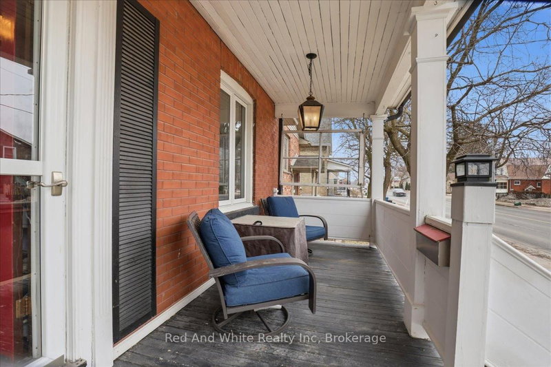 608 Ontario St, Stratford, N5A 3J5 | Image 2