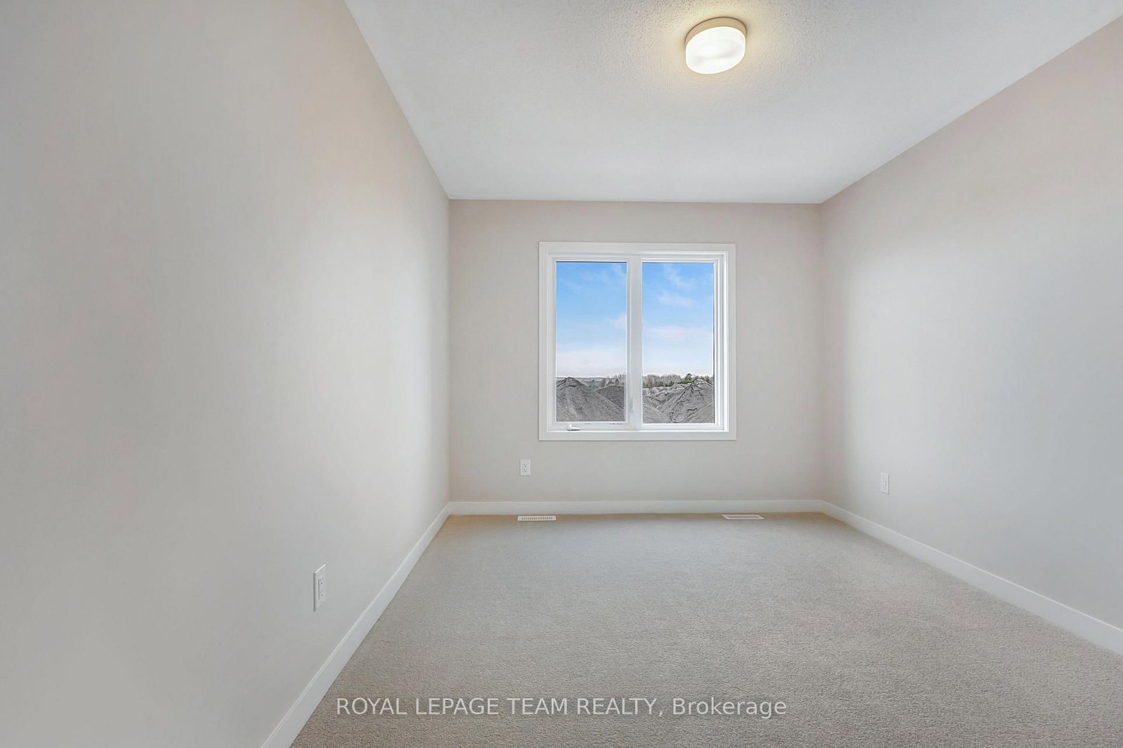 1004 Elixir Place - Photo 14
