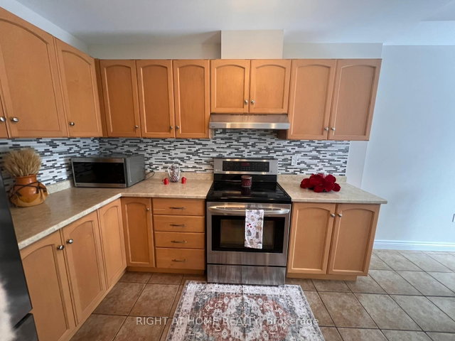 9 - 22 Liddycoat Lane