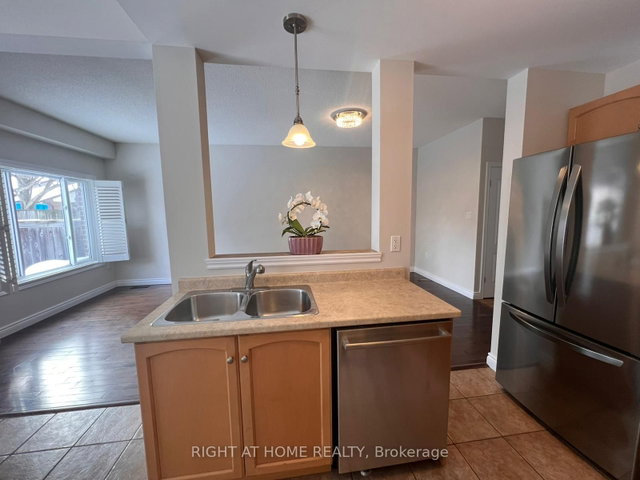 9 - 22 Liddycoat Lane