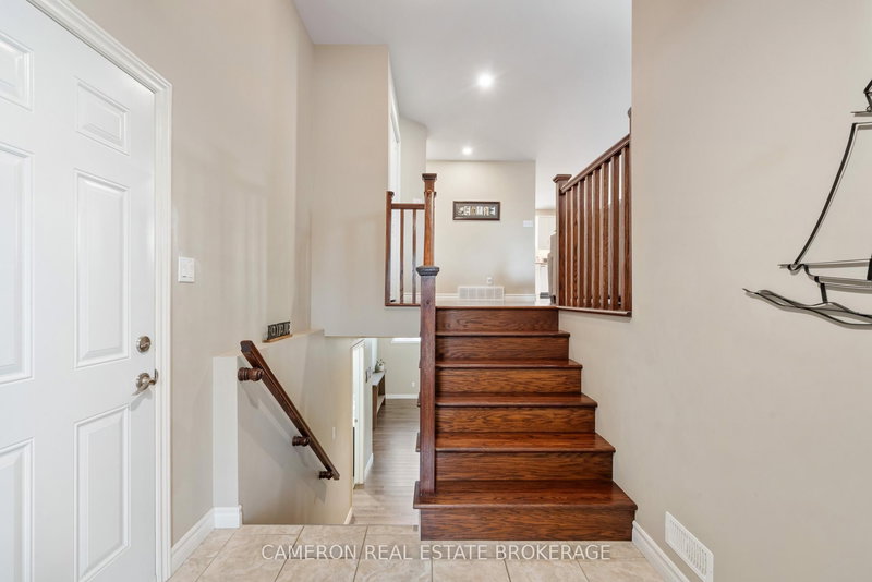 3247 Northdale Dr, Cornwall, K6K 0A5 | Image 2