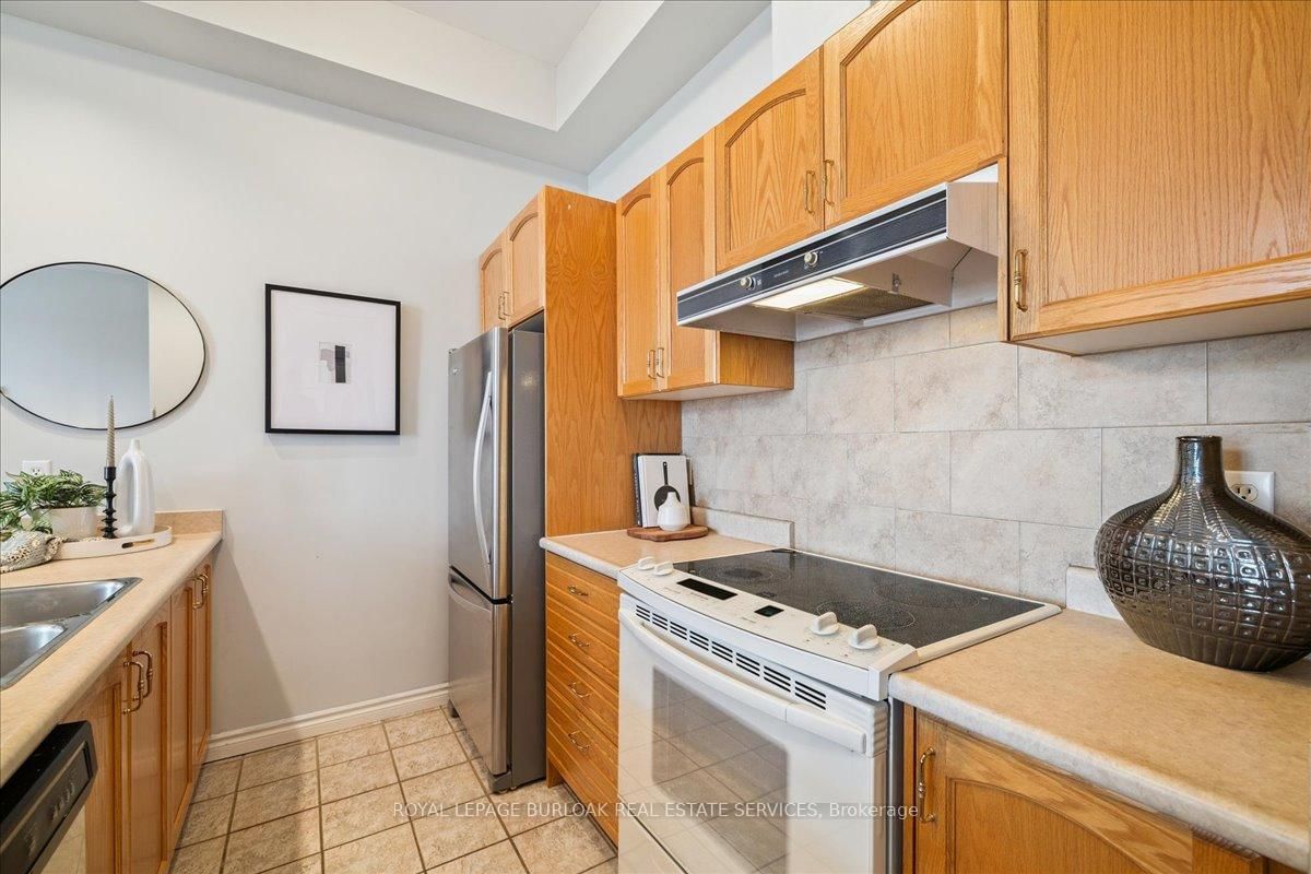 Condo for sale at 108-262 Dundas Street, Hamilton, Ontario, L8B 1A9 - Waterdown - MLS: X12878224