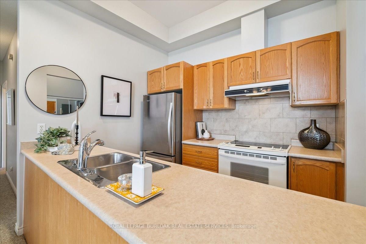 Condo for sale at 108-262 Dundas Street, Hamilton, Ontario, L8B 1A9 - Waterdown - MLS: X12878224