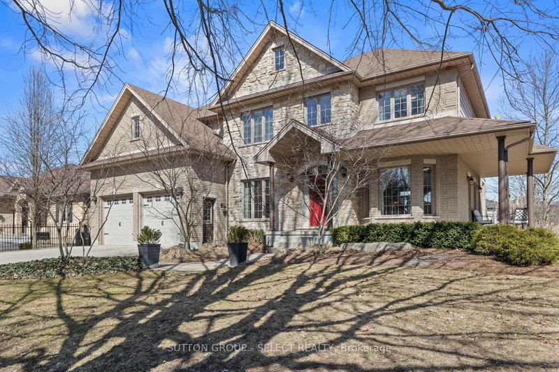 2610 Emerson St, Strathroy-Caradoc, N0L 1W0 | Image 3