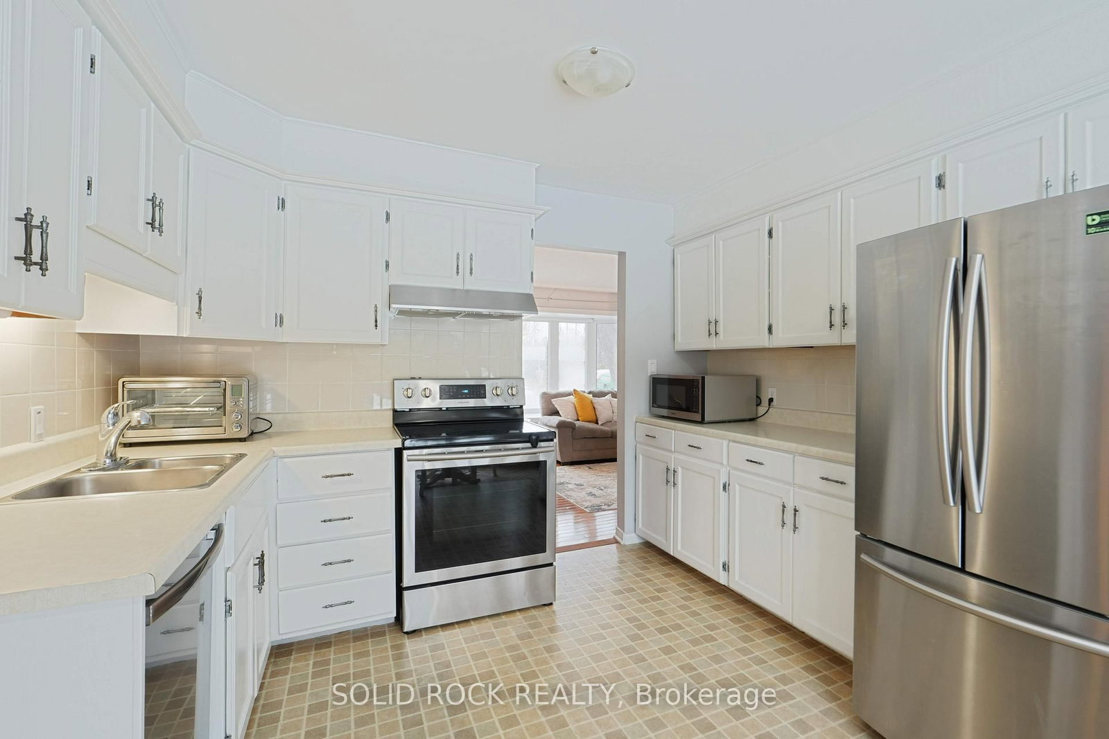 Listing Image 22