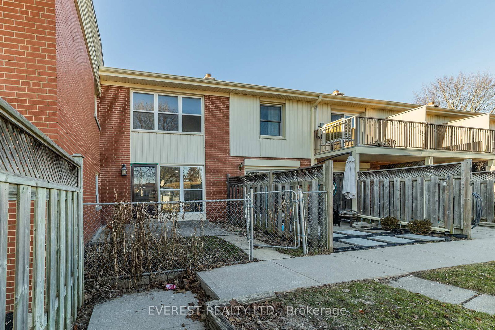 Townhouse for sale at 12-1012 Kipps Lane, London East, Ontario, N5Y 4S5 - East A - MLS: X12878656