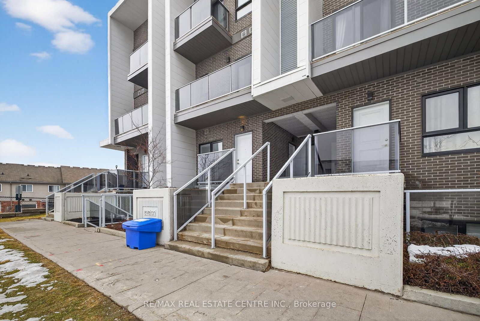 1430 Highland Road W, Unit 30 C - Photo 3