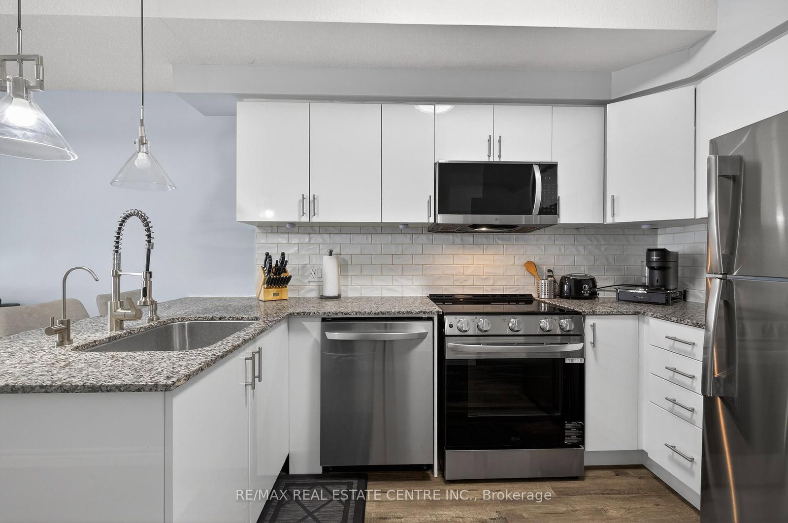 1430 Highland Road W, Unit 30 C - Photo 30