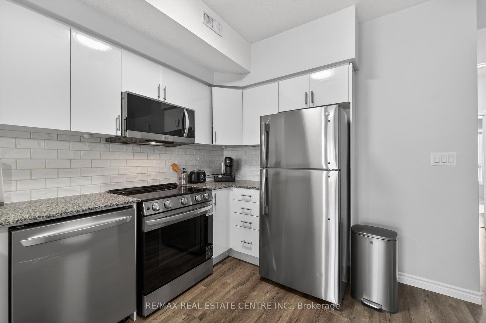 1430 Highland Road W, Unit 30 C - Photo 31