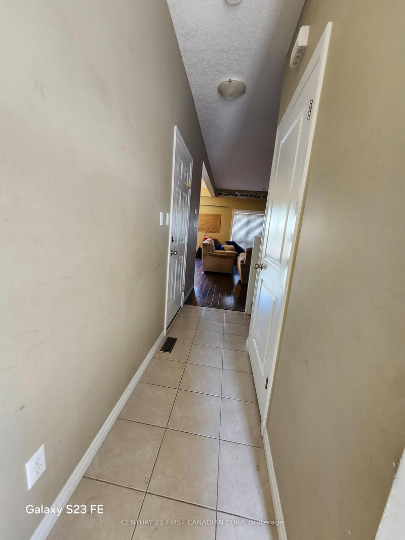 86 - 112 North Centre Rd, London North, N5X 0G9 | Image 3