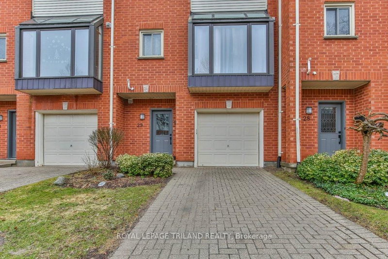 home for lease on 29-683 WINDERMERE Road