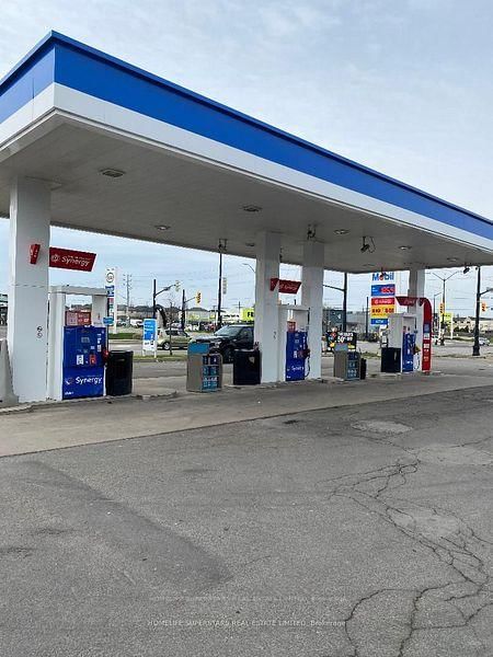 UNIT C - 8209 Lundys Lane E, Niagara Falls, L2H 1H3 | Image 2