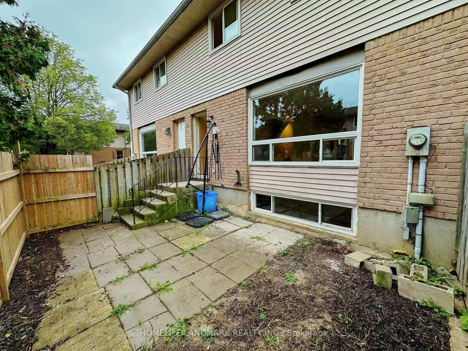 Townhouse for sale at 45-550 Second Street, London East, Ontario, N5V 3S3 - East H - MLS: X12879160