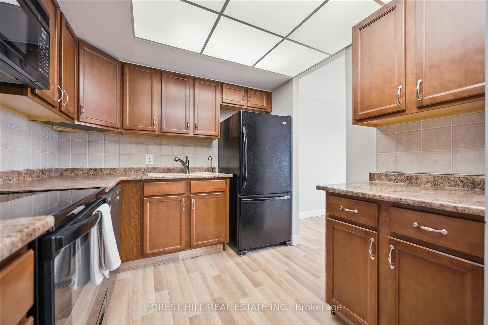 190 Hespeler Road, Unit 507 - Photo 21