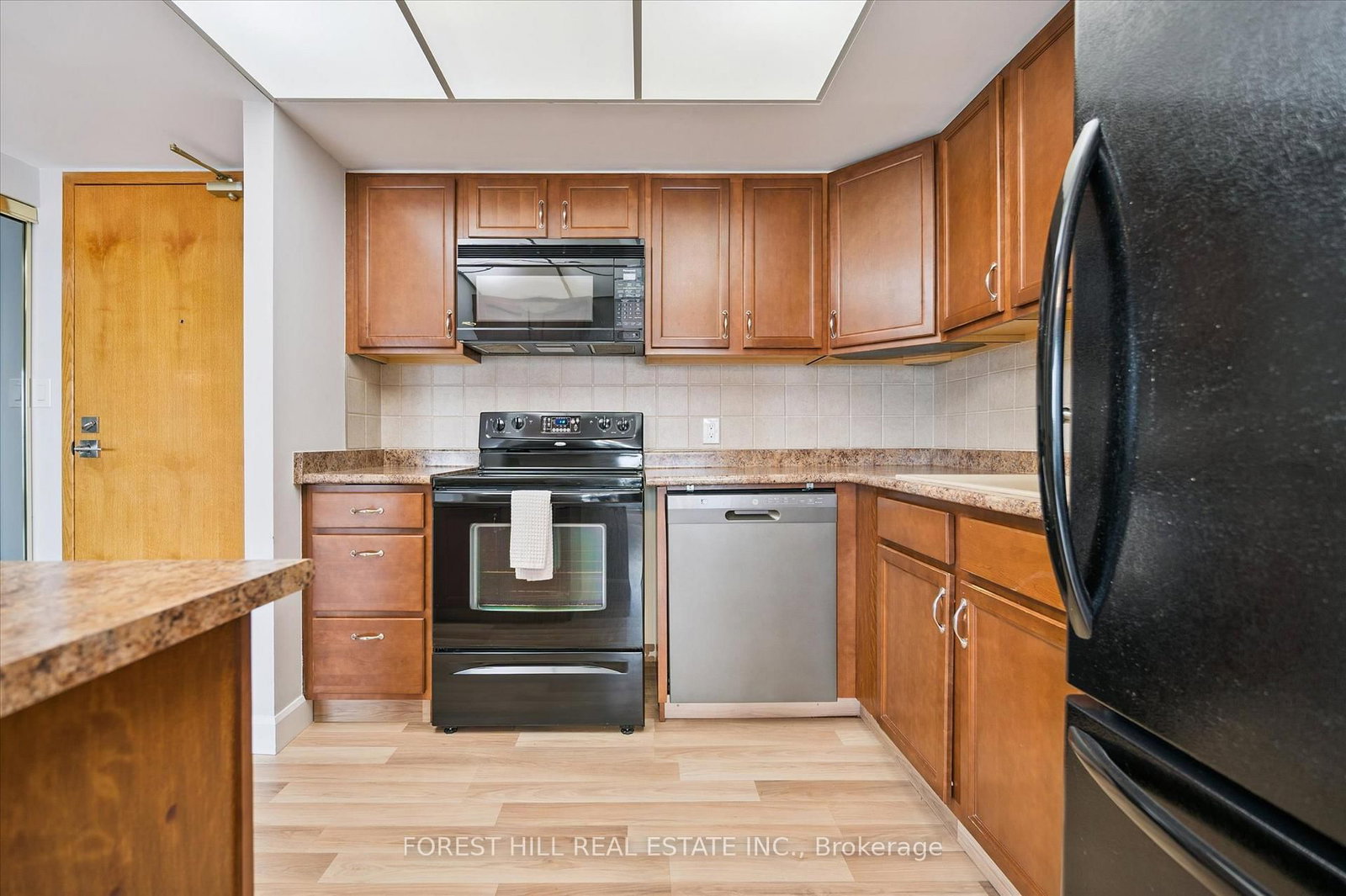 190 Hespeler Road, Unit 507 - Photo 23