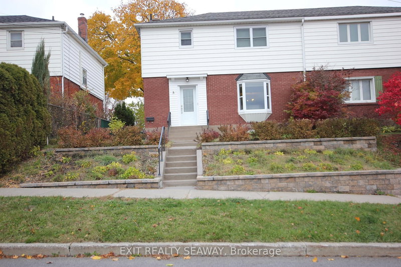 5 Adolphus St, Cornwall, K6H 3R9 | Image 3