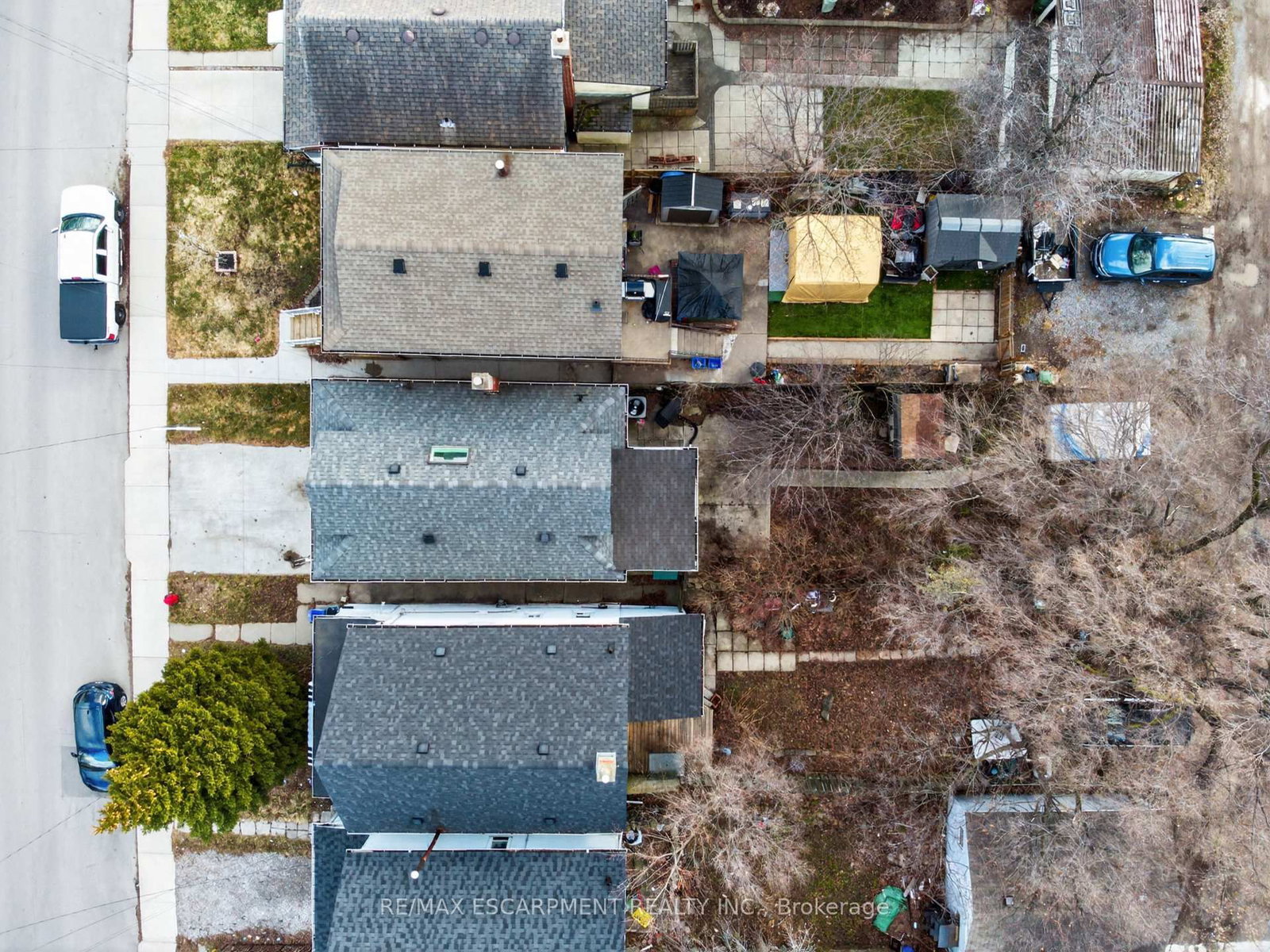 Detached House for sale at 8 East 23rd Street, Hamilton, Ontario, L8V 2W6 - Eastmount - MLS: X12879232