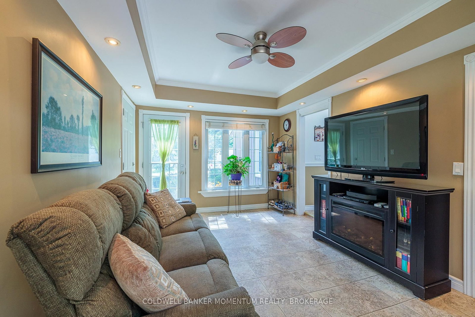 Detached House for sale at 3660 Hazel Street, Fort Erie, Ontario, L0S 1N0 - Ridgeway - MLS: X12879262