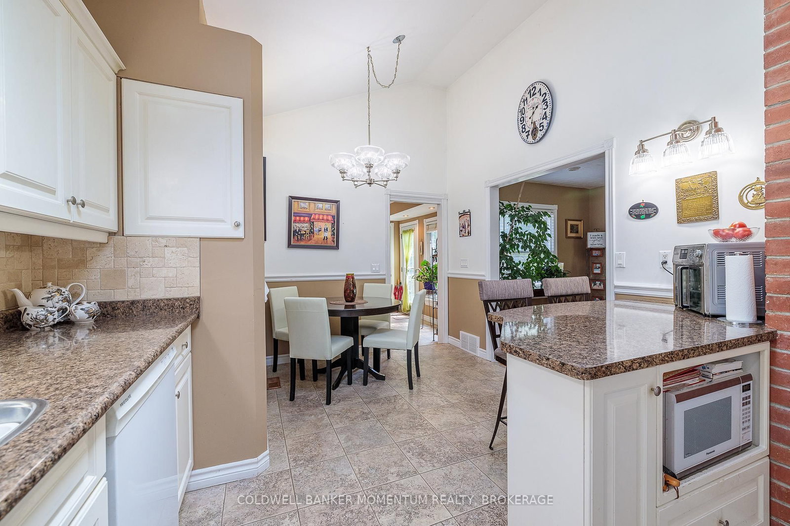 Detached House for sale at 3660 Hazel Street, Fort Erie, Ontario, L0S 1N0 - Ridgeway - MLS: X12879262