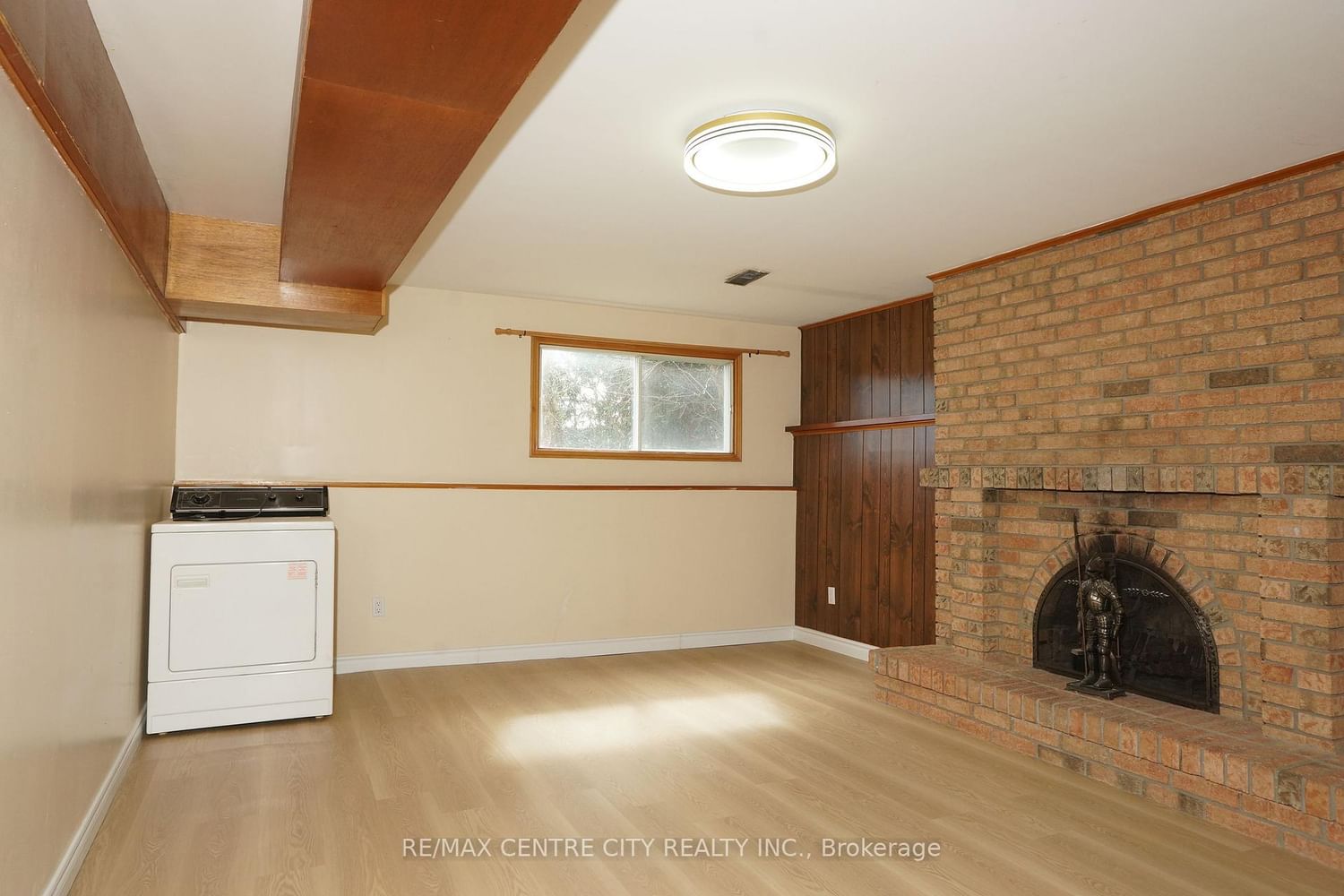 Detached House for sale at 136 Concord Crescent, London North, Ontario, N6G 3H7 - North I - MLS: X12879382