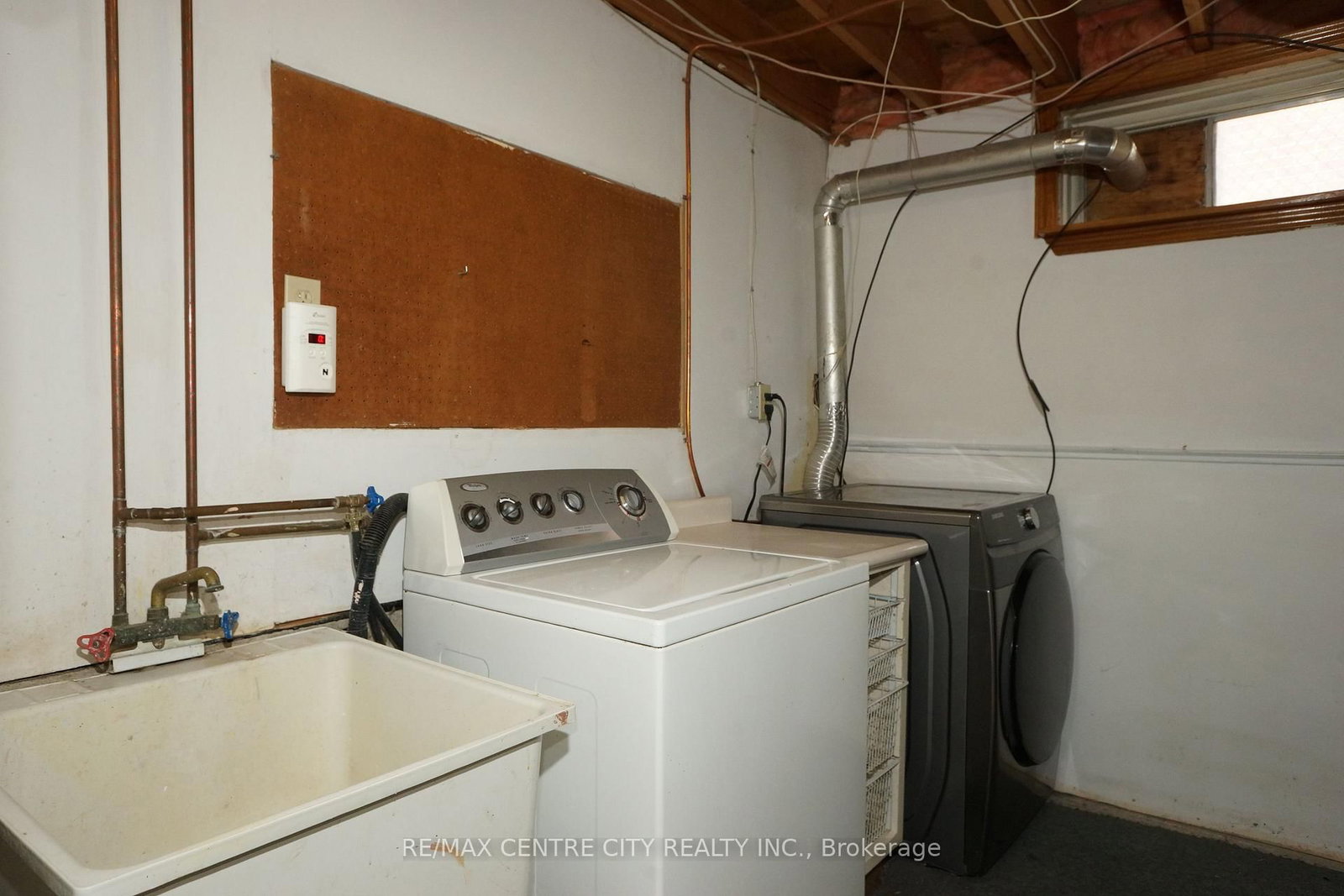 Detached House for sale at 136 Concord Crescent, London North, Ontario, N6G 3H7 - North I - MLS: X12879382