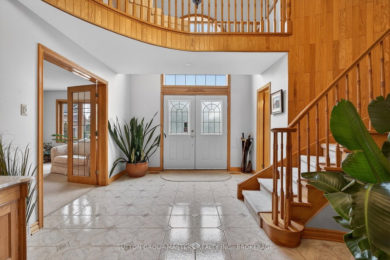 372 Shama Crt, Kingston, K7M 8K5 | Image 3