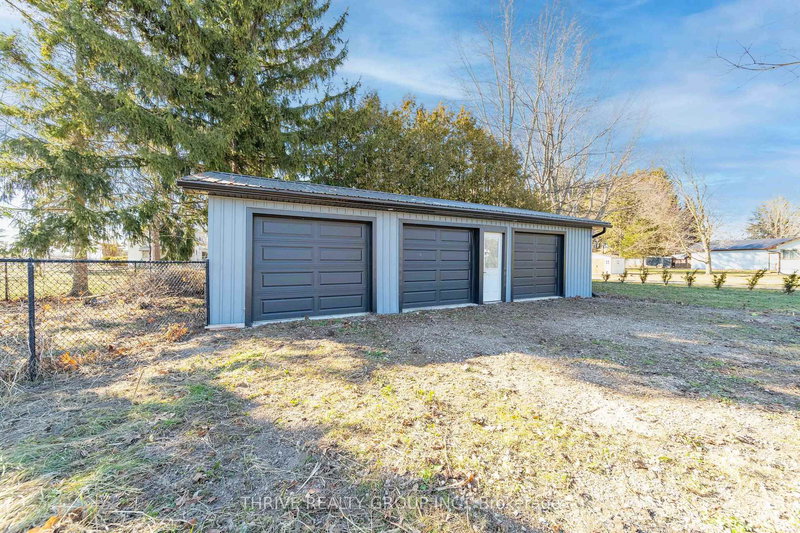 9445 PRIOR St, Malahide, N5P 3S7 | Image 3