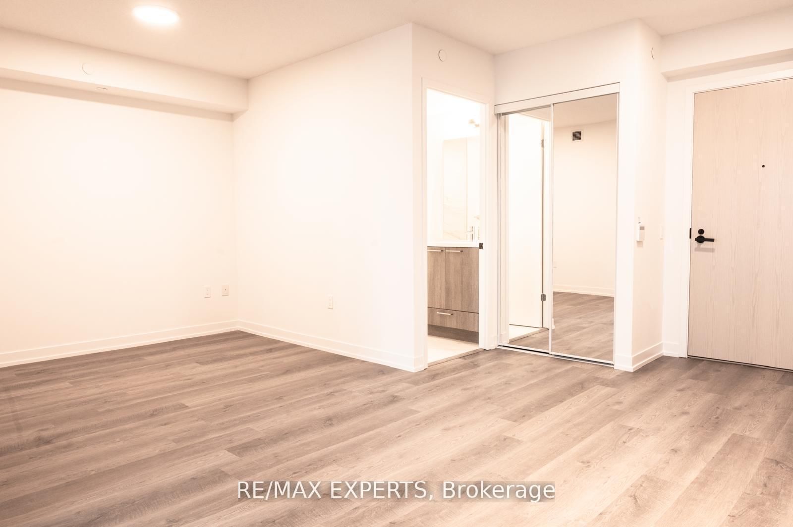 85 Duke Street W, Unit 1003 - Photo 8