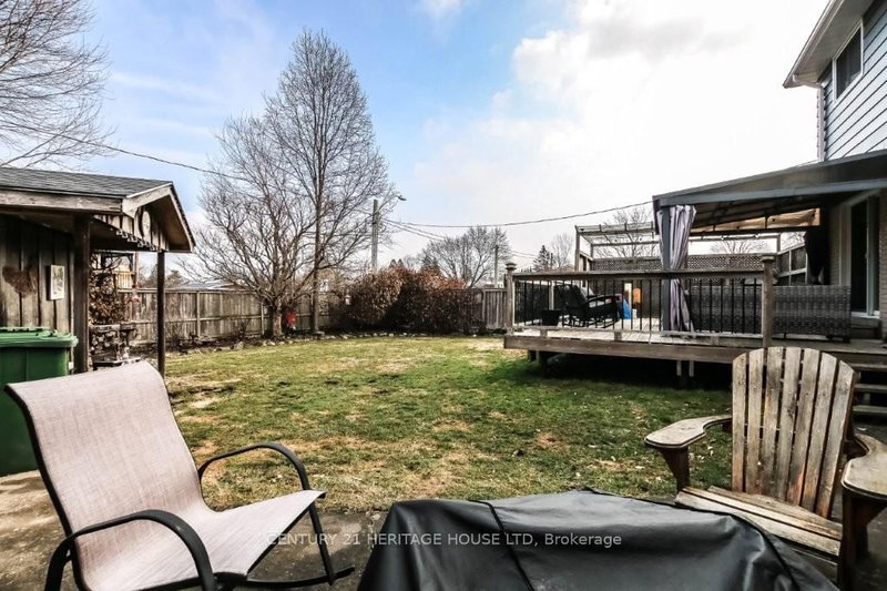 1 Massey Dr, St. Thomas, N5R 5M6 | Image 3