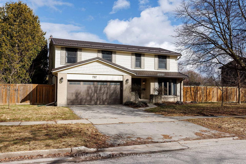 737 Village Green Ave, London South, N6K 1H3 | Image 2