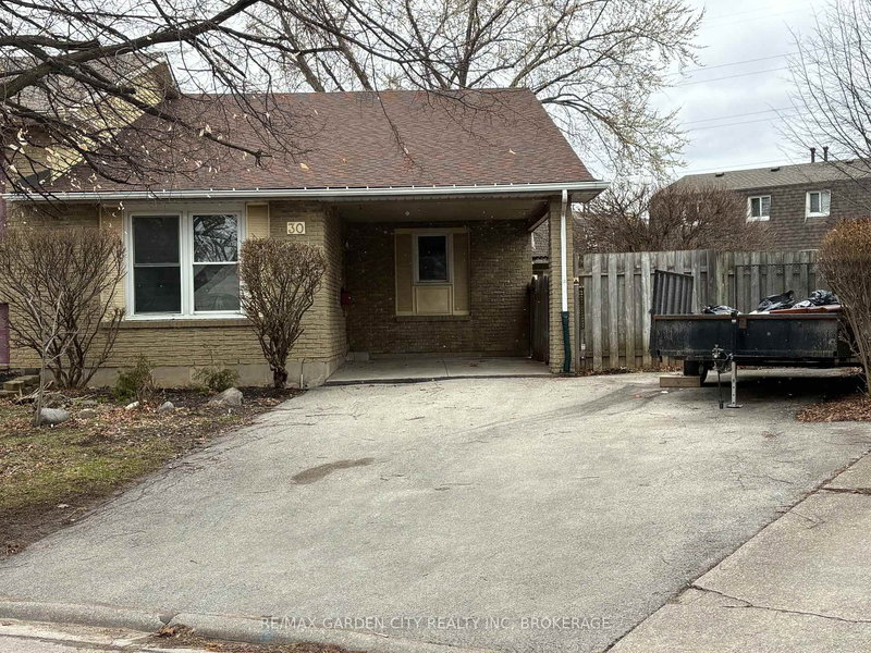 30 DEBORAH Crt, St. Catharines, L2P 3R6 | Image 2