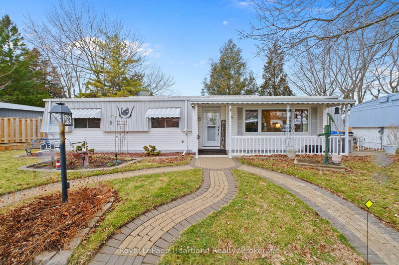 home for sale on 13 Cypress Point Crescent