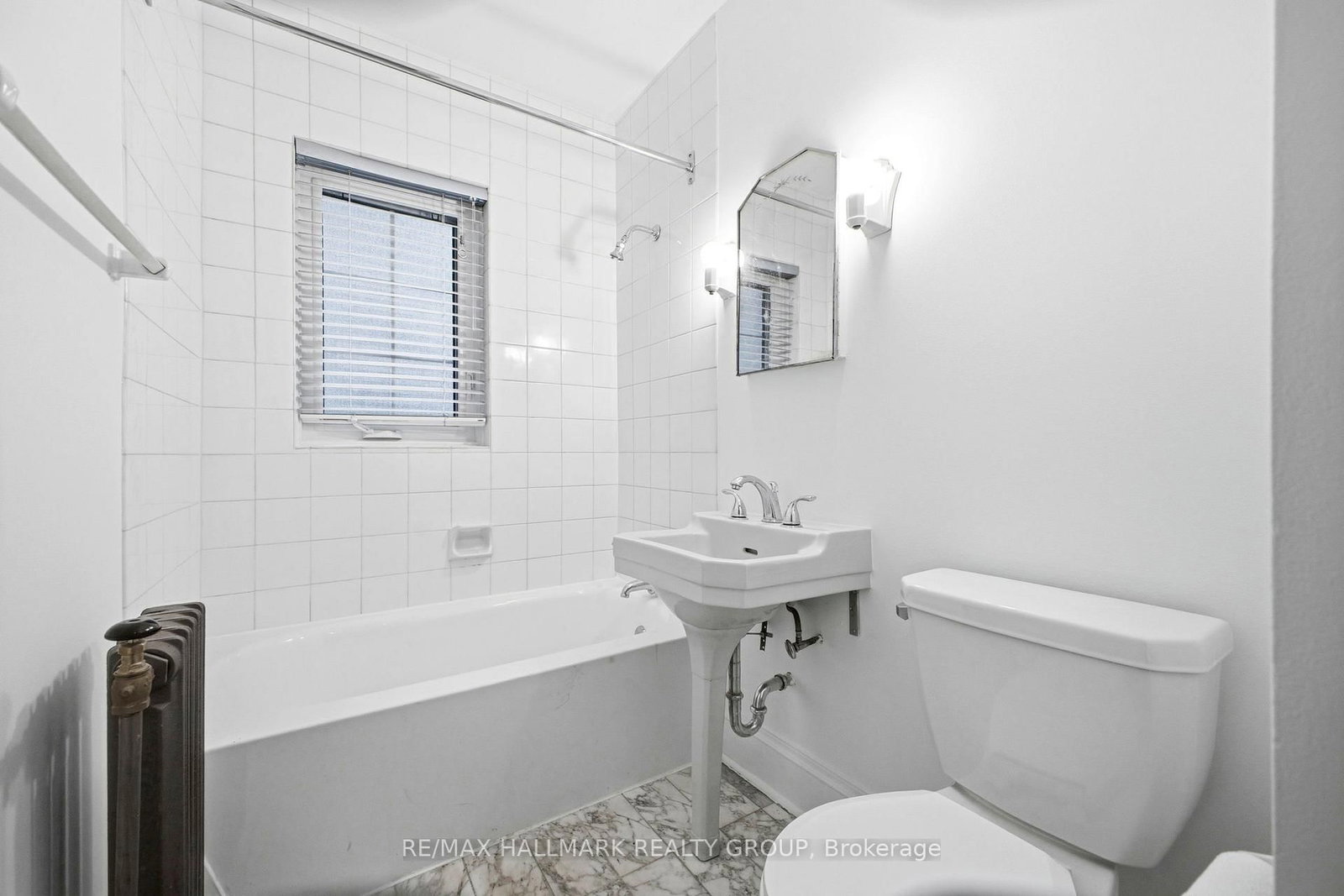 260 Metcalfe Street, Unit 1C - Photo 27