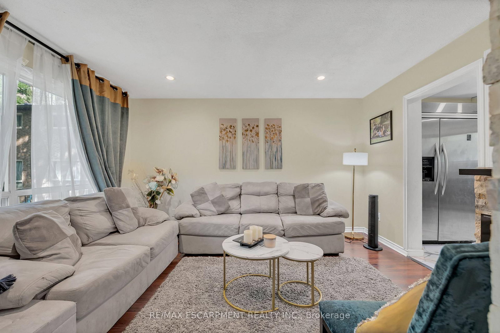 Townhouse for sale at 18 Riverdale Drive, Hamilton, Ontario, L8E 1J8 - Riverdale - MLS: X12880286