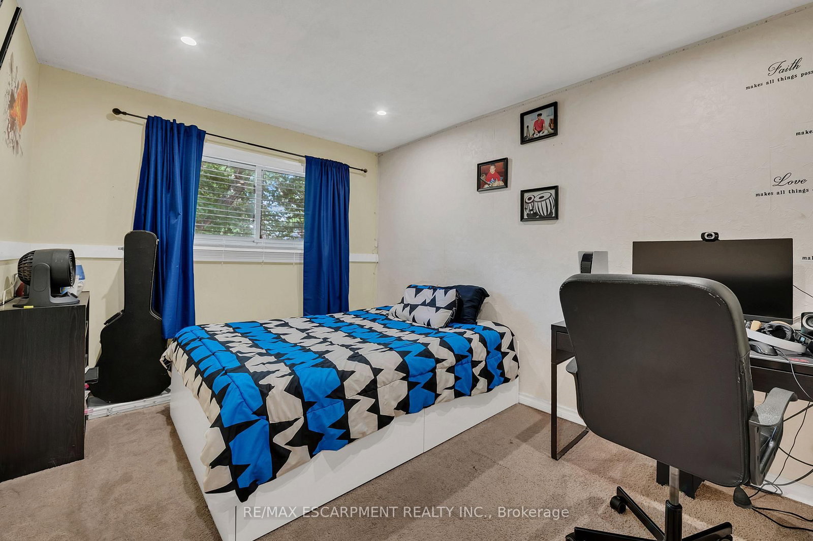 Townhouse for sale at 18 Riverdale Drive, Hamilton, Ontario, L8E 1J8 - Riverdale - MLS: X12880286